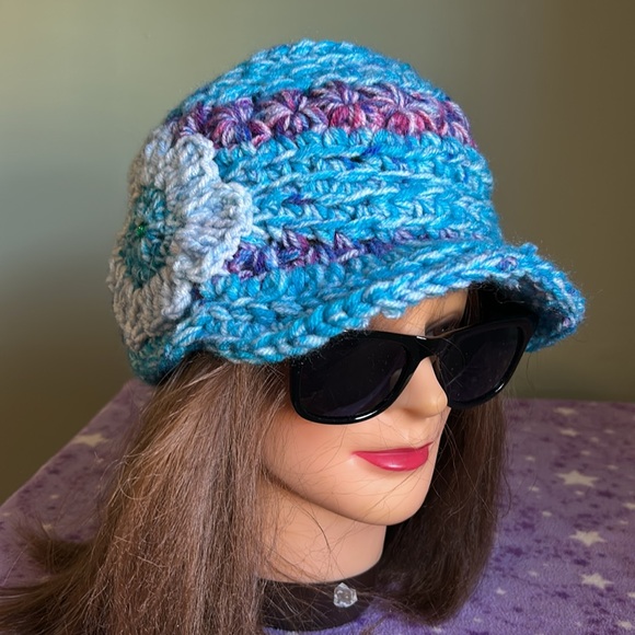 Sold - Picture 3 of 11